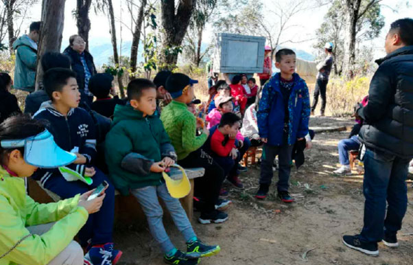 重庆三峡博物馆组织小学生研学旅行走进 “李家山”探秘古滇国